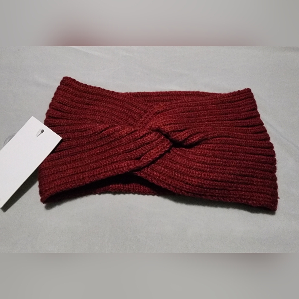 Forever 21 Cold Weather Headband- Burgundy